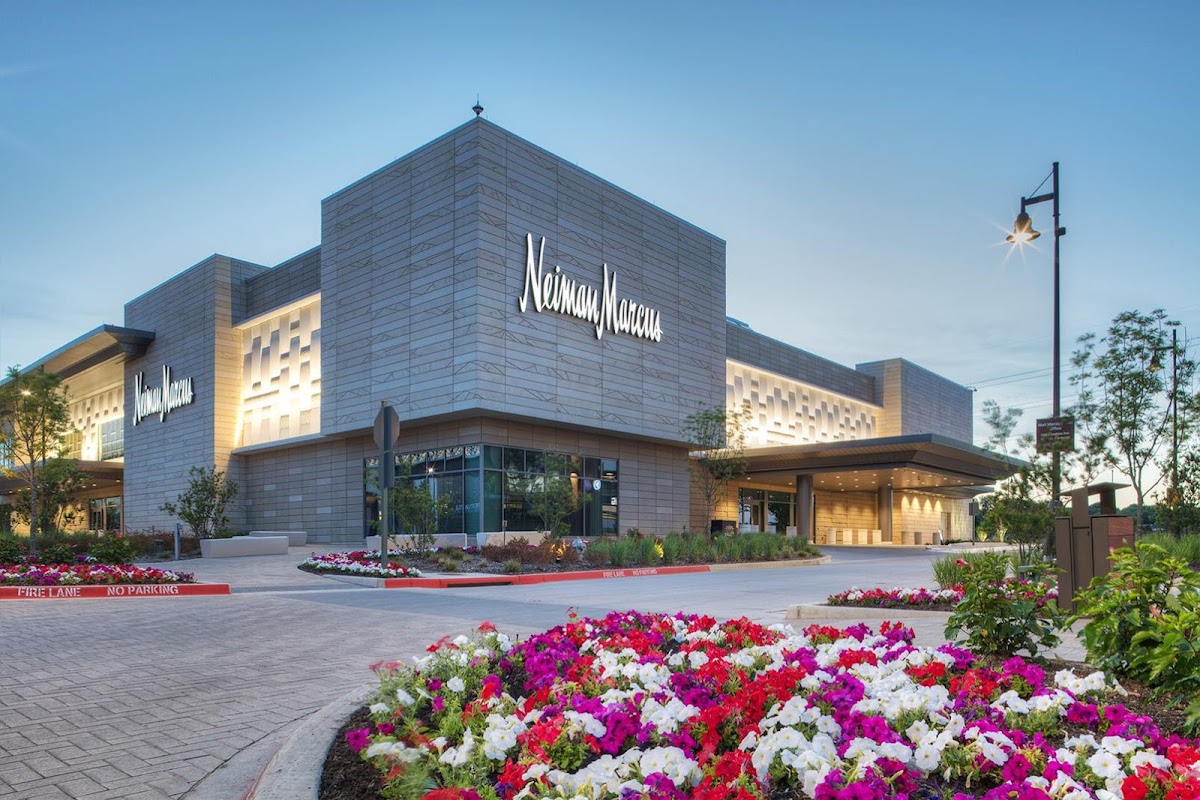 Neiman Marcus - shopping in Fort Worth, TX (Photo 1)