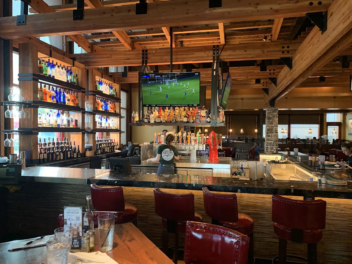 Lazy Dog Restaurant & Bar - bars in Fort Worth, TX (Photo 1)