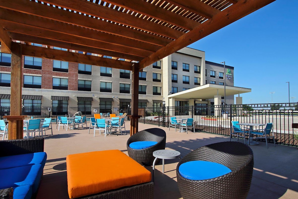 Holiday Inn Express & Suites Dallas-Frisco NW Toyota Stdm by IHG - hotels in Frisco, TX (Photo 1)
