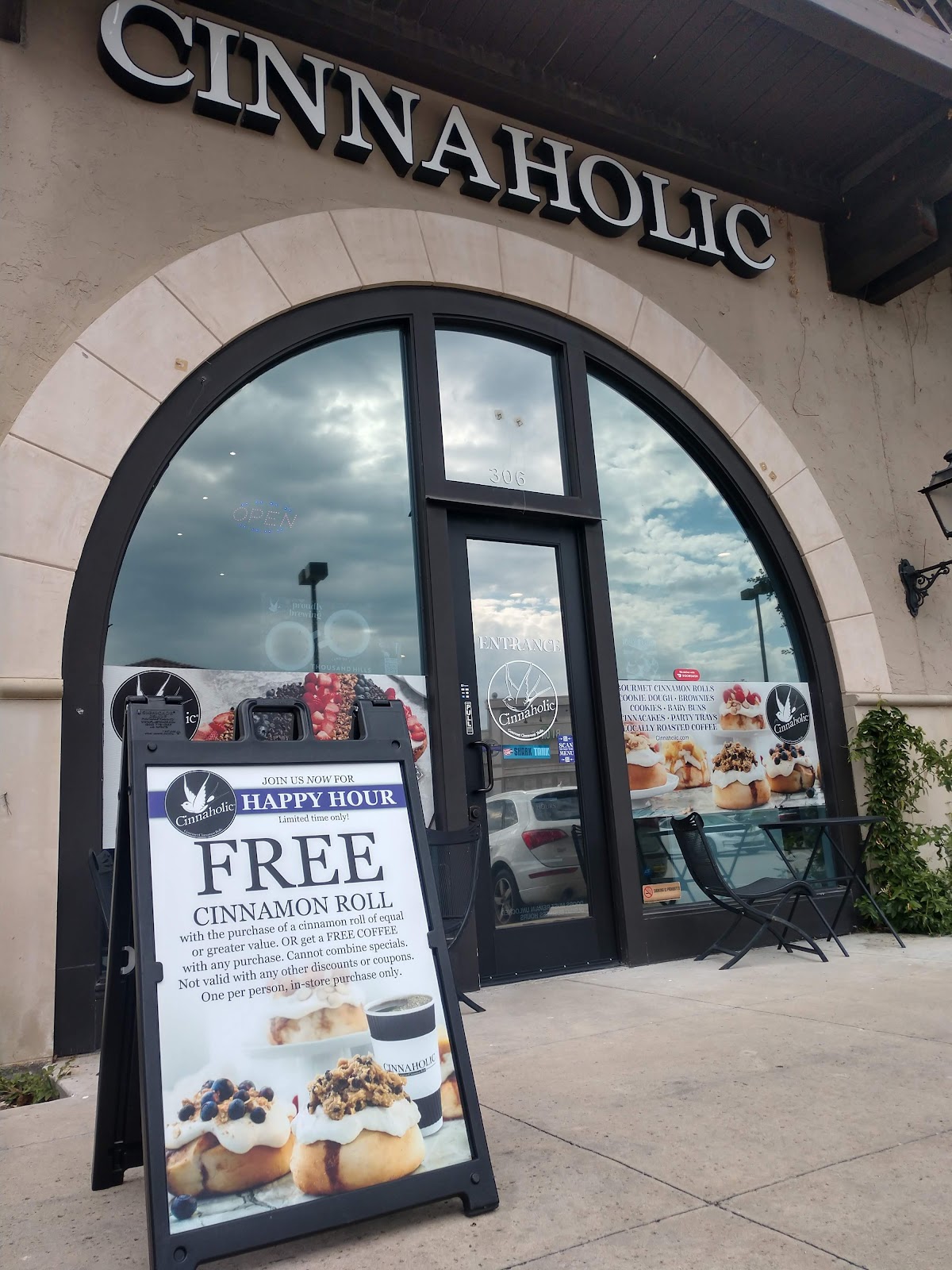Cinnaholic - coffee-shops in Frisco, TX (Photo 1)