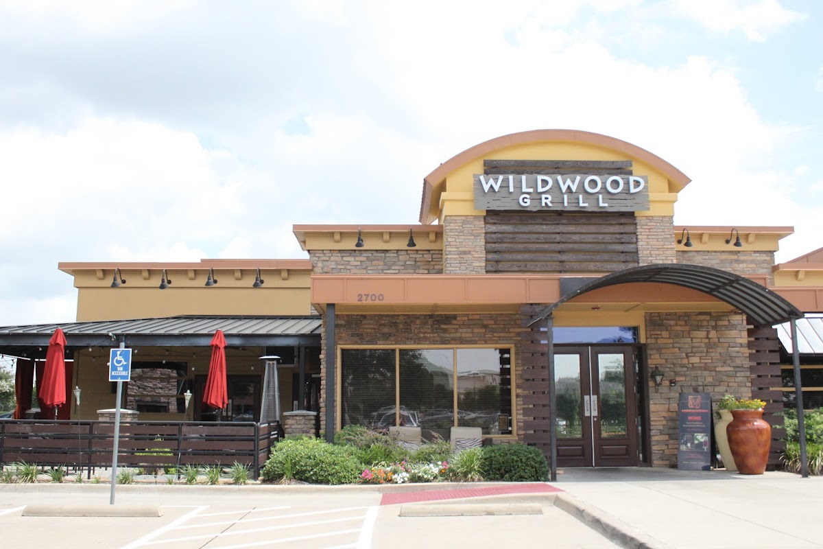 Wildwood Southlake - bars in Grapevine, TX (Photo 1)