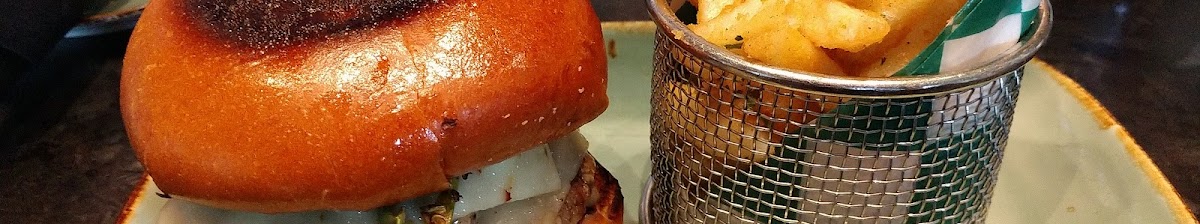 OUTLAW Taproom - bars in Irving, TX (Photo 4)