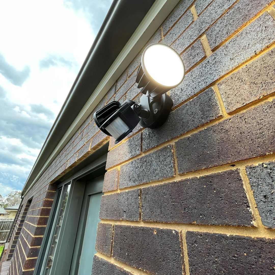 Conflict Electrical - electricians in Grand Prairie, TX (Photo 1)