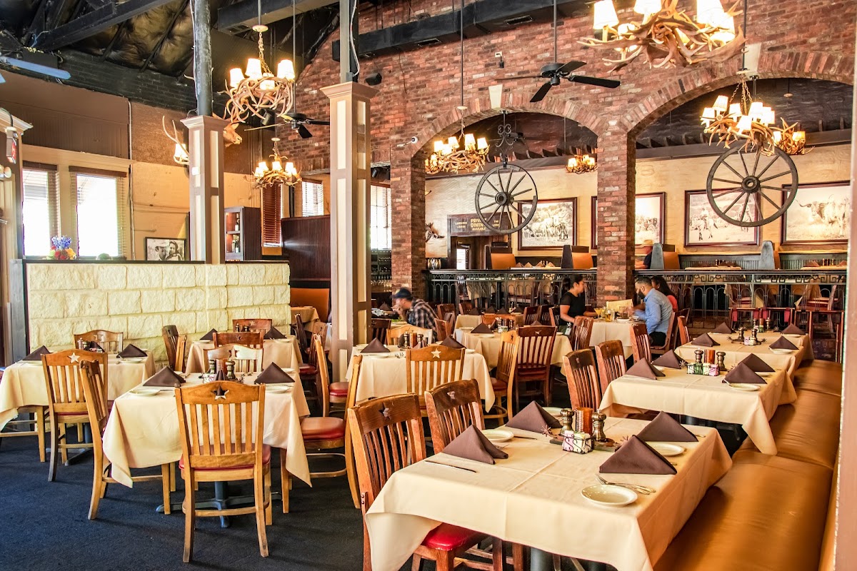 Y.O. Ranch Steakhouse - restaurants in Dallas, TX (Photo 1)