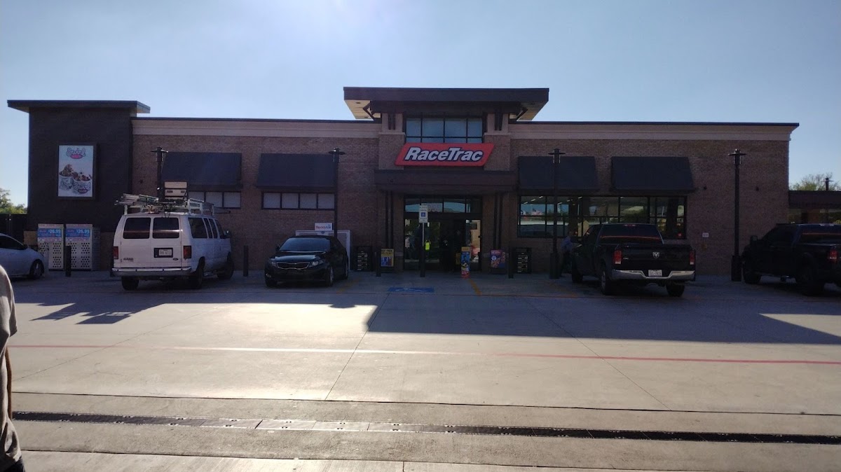 RaceTrac - coffee-shops in Flower Mound, TX (Photo 1)