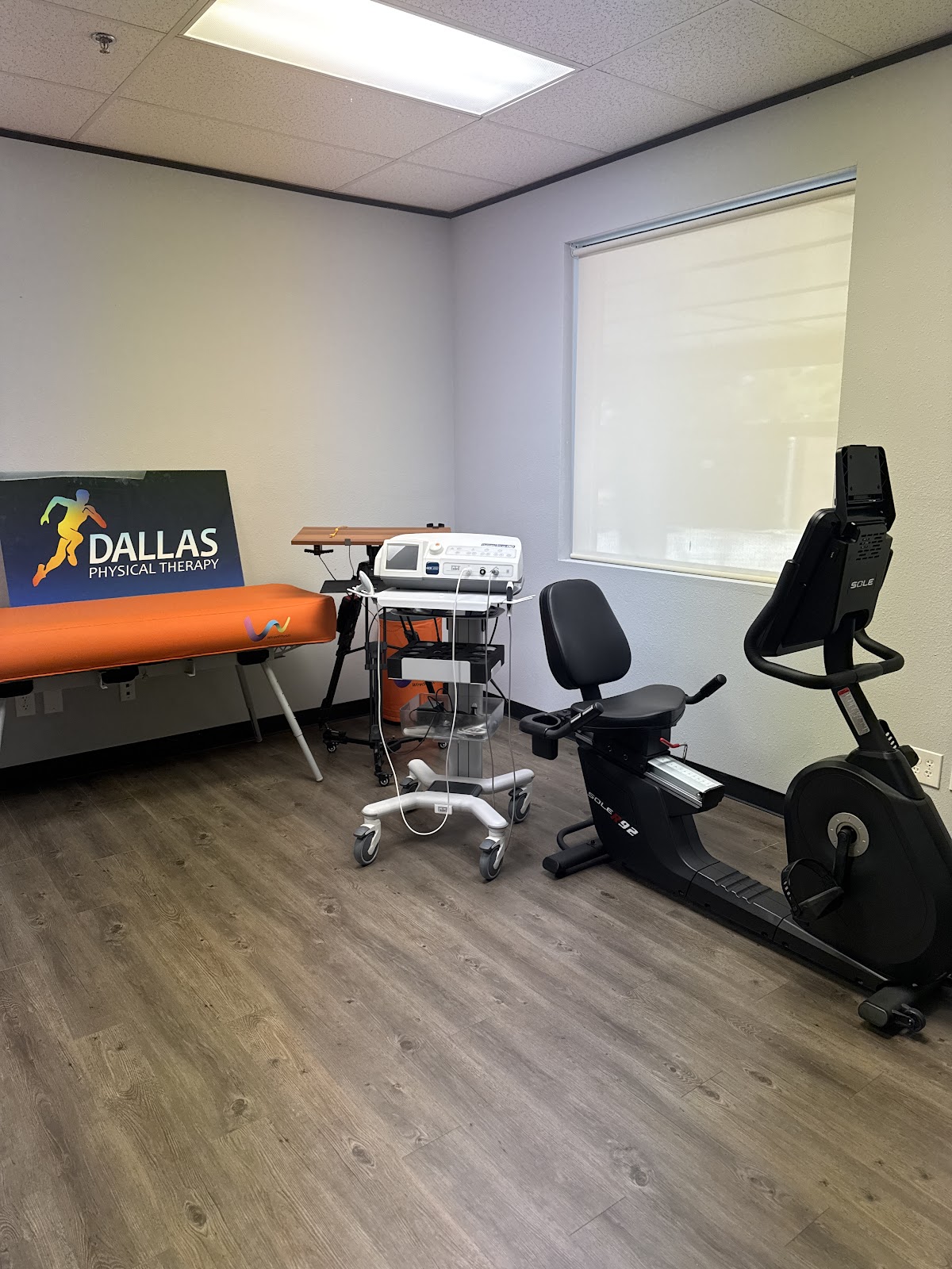 Dallas Physical Therapy - shopping in Addison, TX (Photo 1)