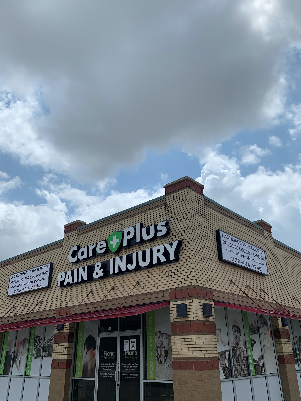 Care Plus Pain & Injury - North Garland Car Wreck Auto Accident Neck & Back Pain Injury Doctor Chiropractic - doctors in Garland, TX (Photo 1)