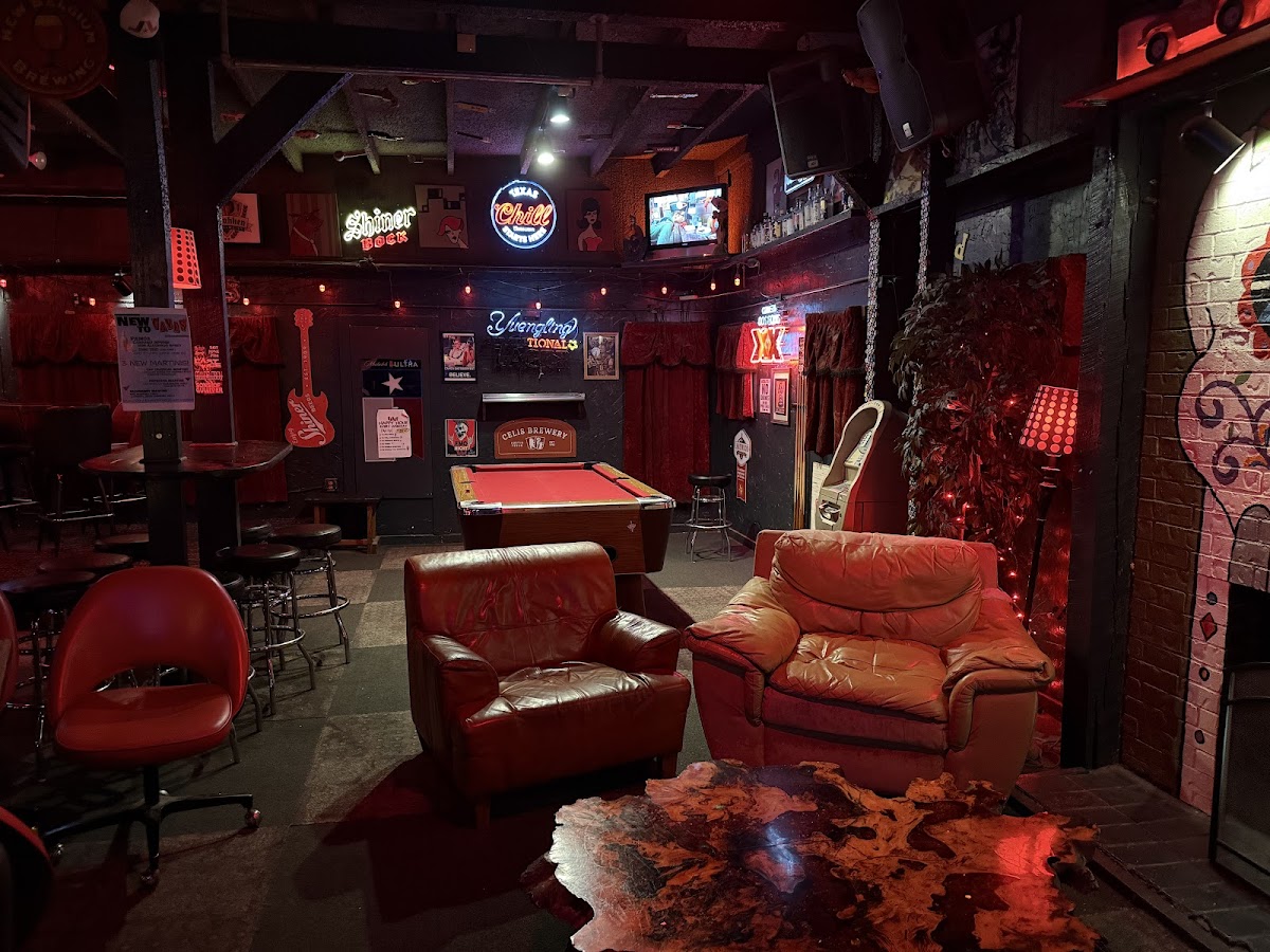 Caves Lounge - bars in Fort Worth, TX (Photo 1)