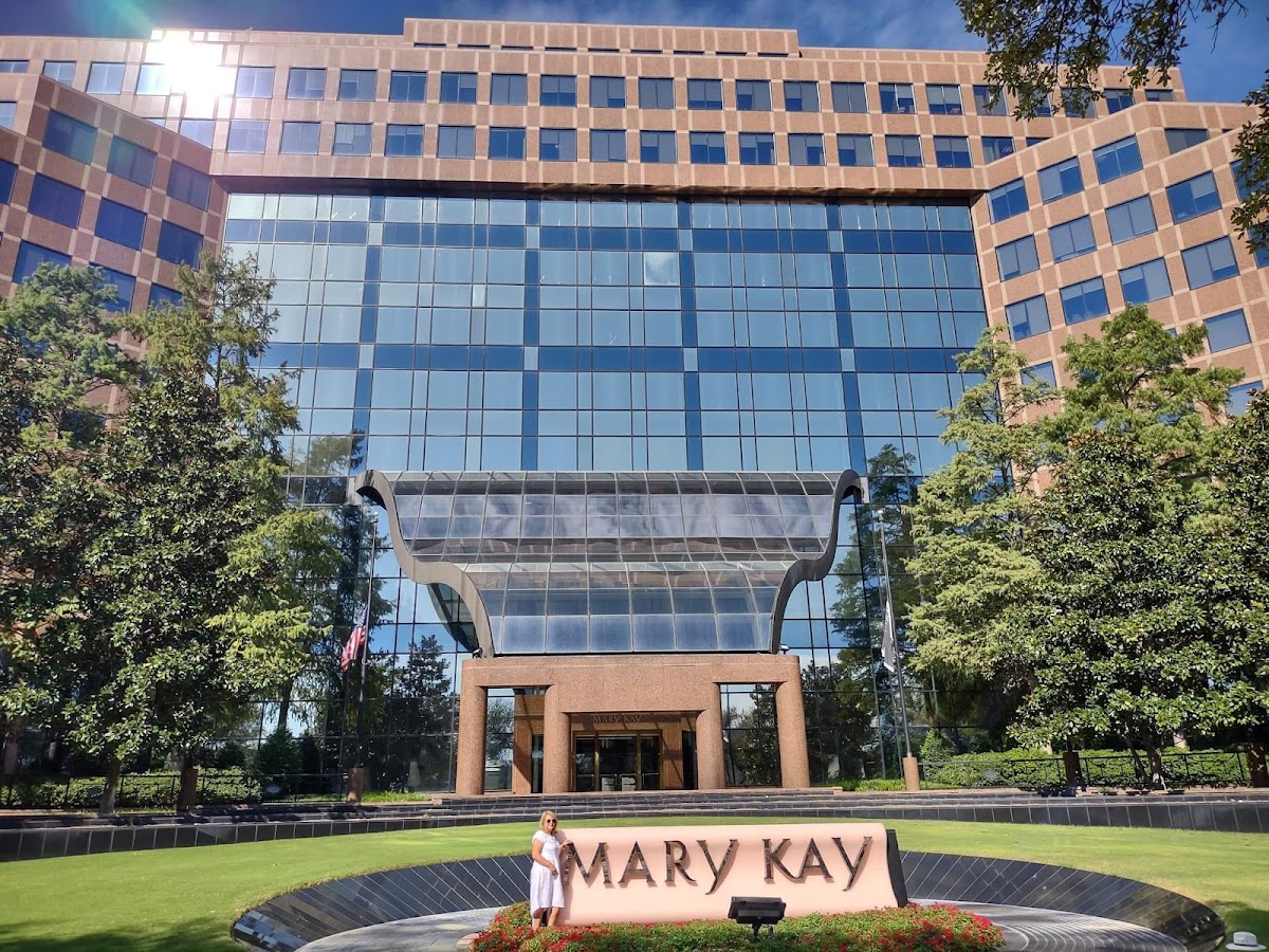 Mary Kay Museum - entertainment in Addison, TX (Photo 1)