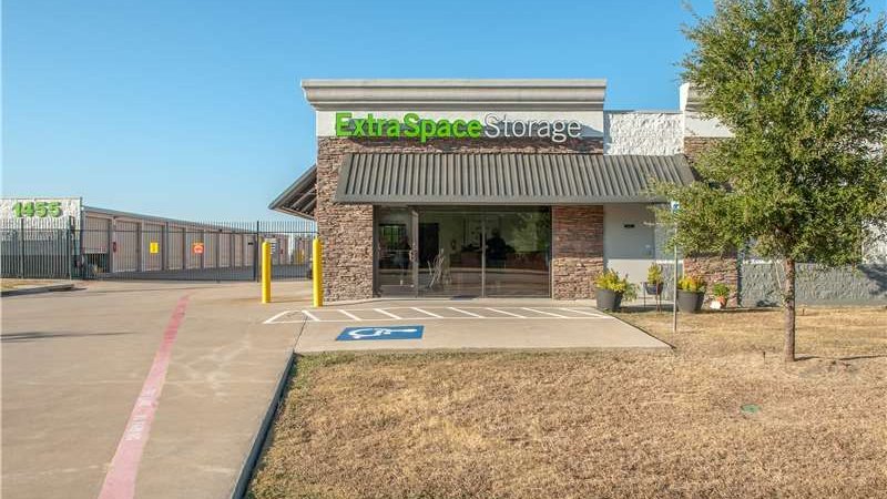 Extra Space Storage - beauty-spas in Garland, TX (Photo 1)