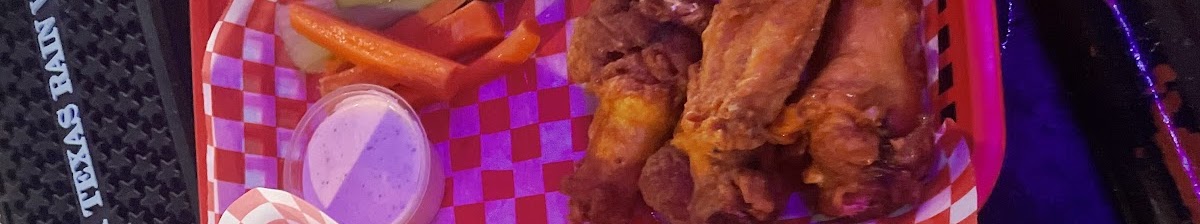 Rack & Tap Sports Bar & Grill - restaurants in Lewisville, TX (Photo 9)