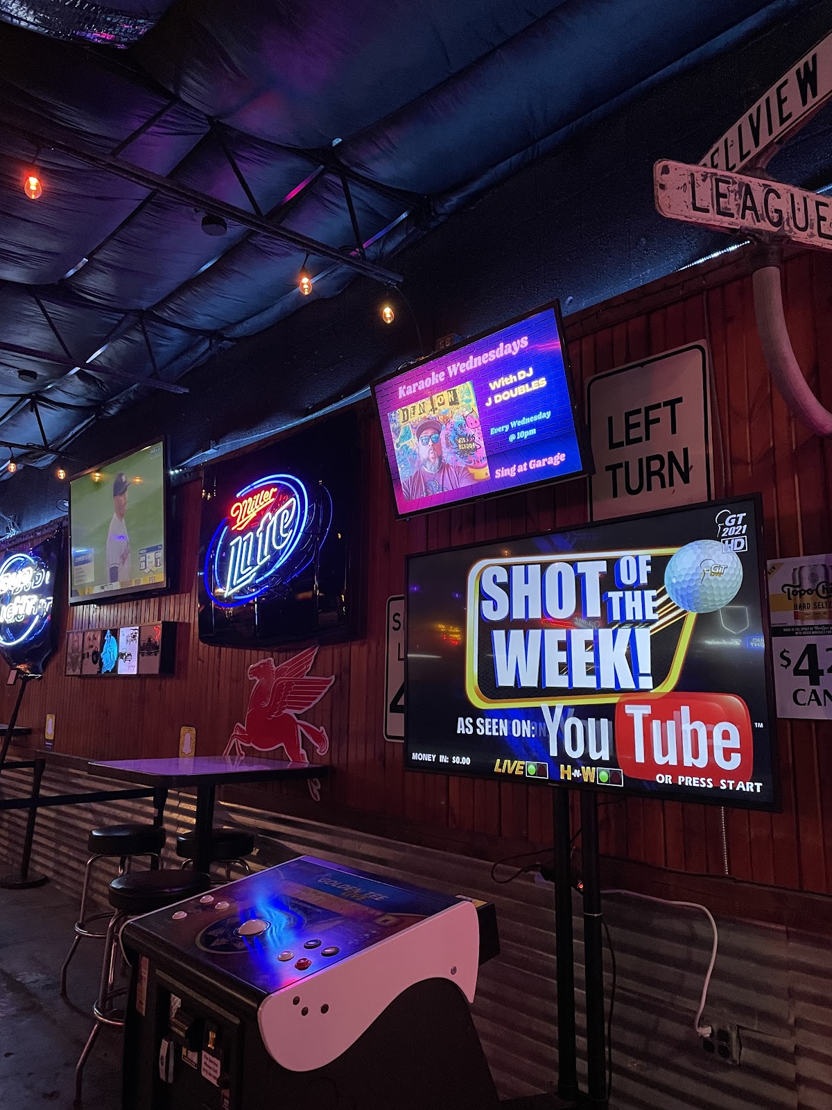 The Hydeout - bars in Denton, TX (Photo 1)