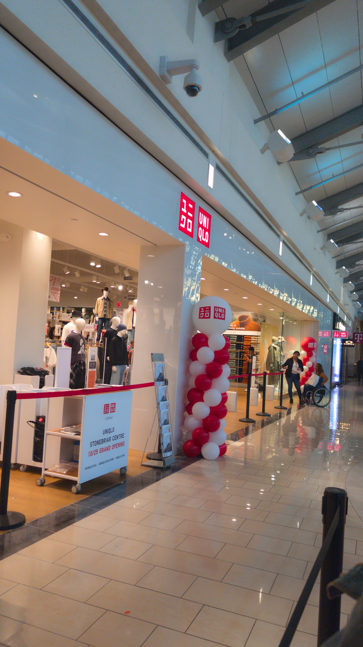 UNIQLO Stonebriar Centre - shopping in Frisco, TX (Photo 1)