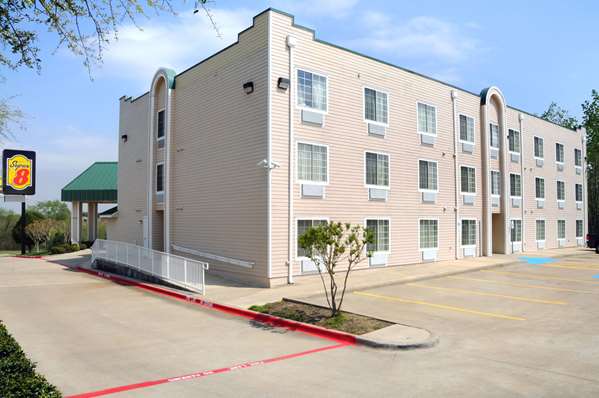 Super 8 by Wyndham Garland/Rowlett/East Dallas area - shopping in Garland, TX (Photo 1)