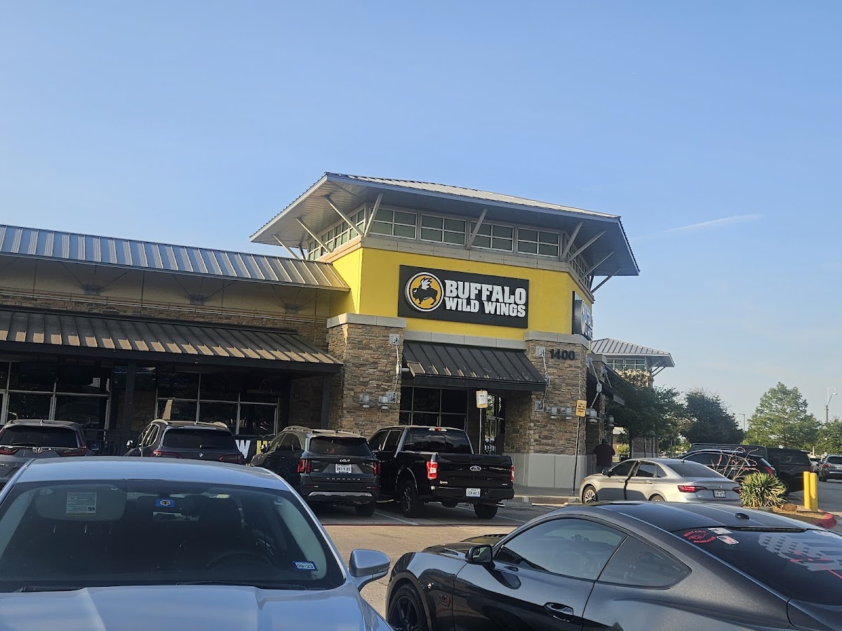 Buffalo Wild Wings - bars in Denton, TX (Photo 1)