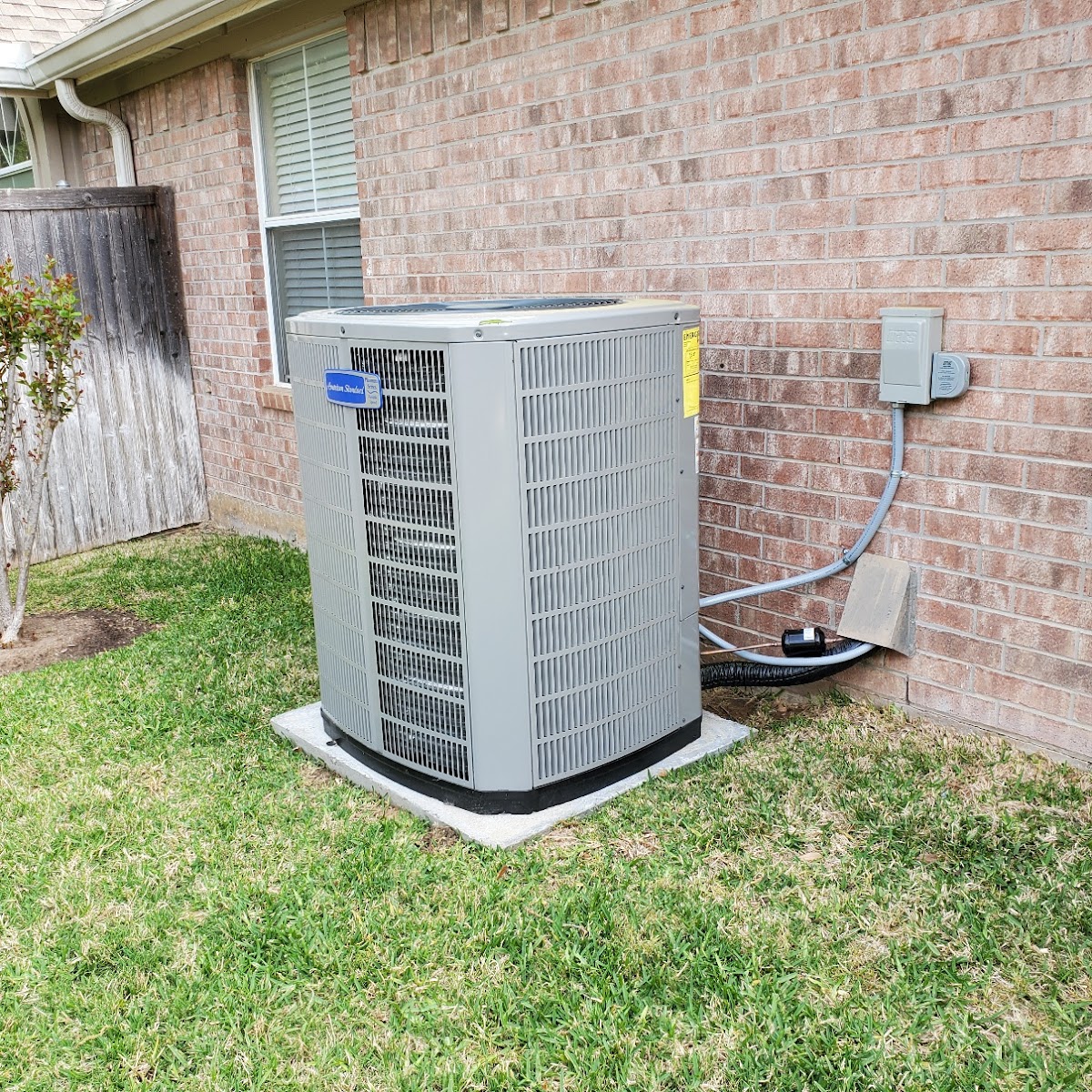 Commercial Residential Services - electricians in Flower Mound, TX (Photo 1)