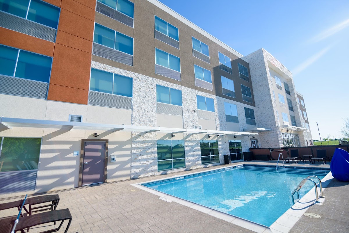 Holiday Inn Express & Suites McKinney - Frisco East by IHG - hotels in McKinney, TX (Photo 1)
