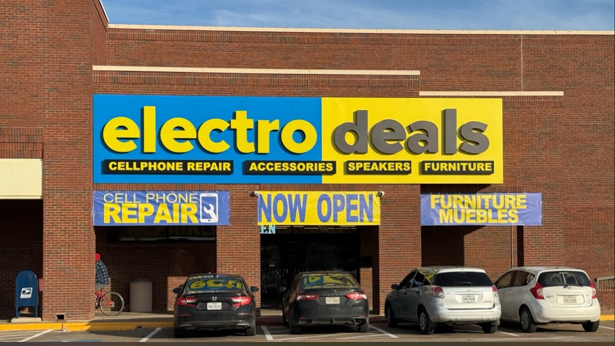 ELECTRO DEALS #2, CELLPHONE REPAIR, FURNITURE, SPEAKERS, TOYS, UNLOCK PHONES, ELECTRONICS, BUY GOLD & SILVER, COMPRA ORO. - shopping in Dallas, TX (Photo 1)