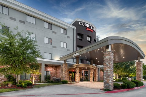 Courtyard by Marriott Fort Worth West at Cityview - hotels in Fort Worth, TX (Photo 1)