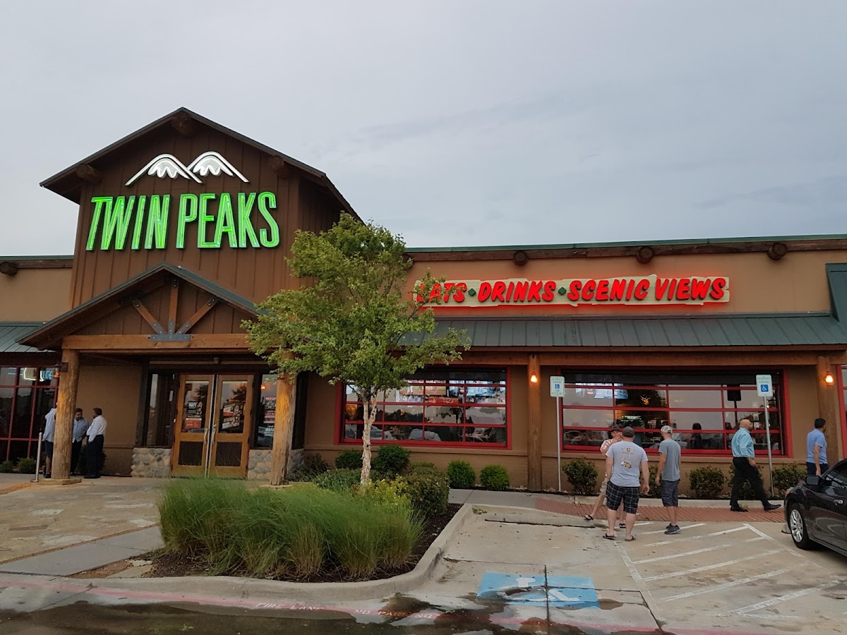 MacArthur Marketplace - shopping in Coppell, TX (Photo 1)