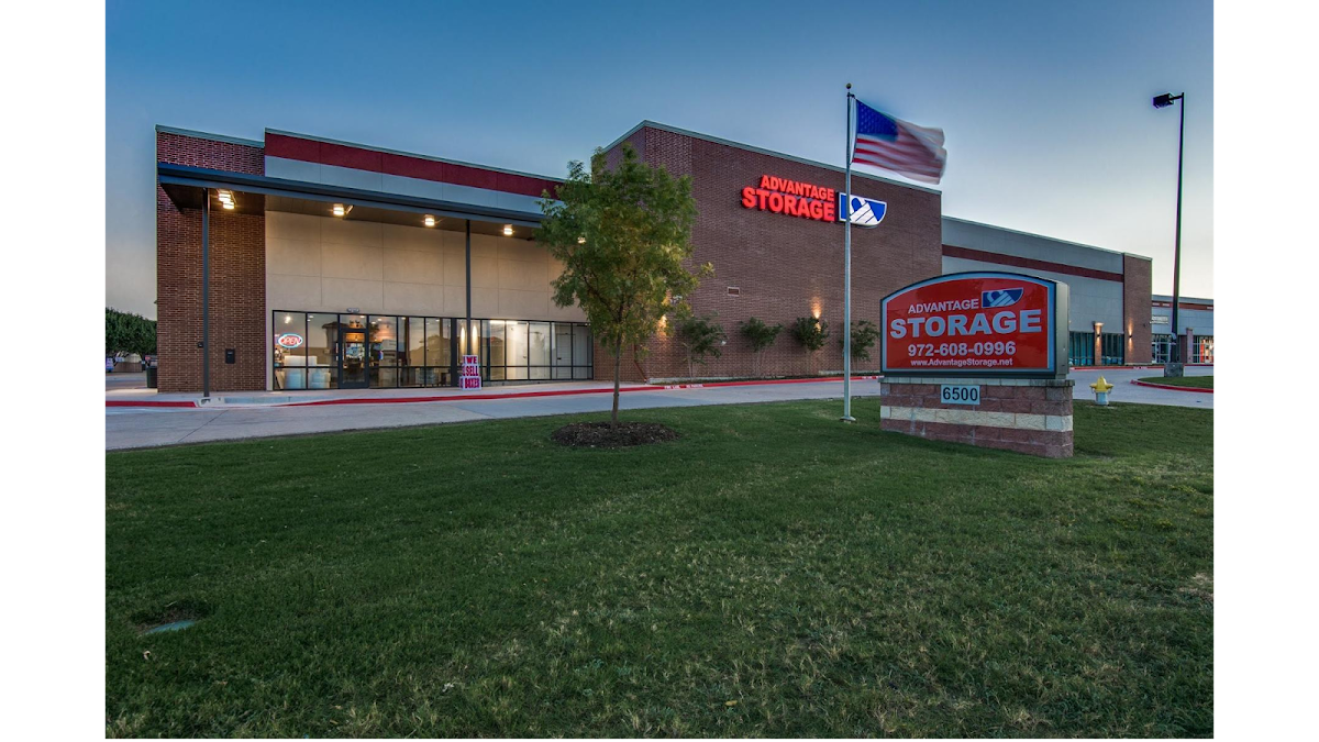 Advantage Storage - shopping in Plano, TX (Photo 1)