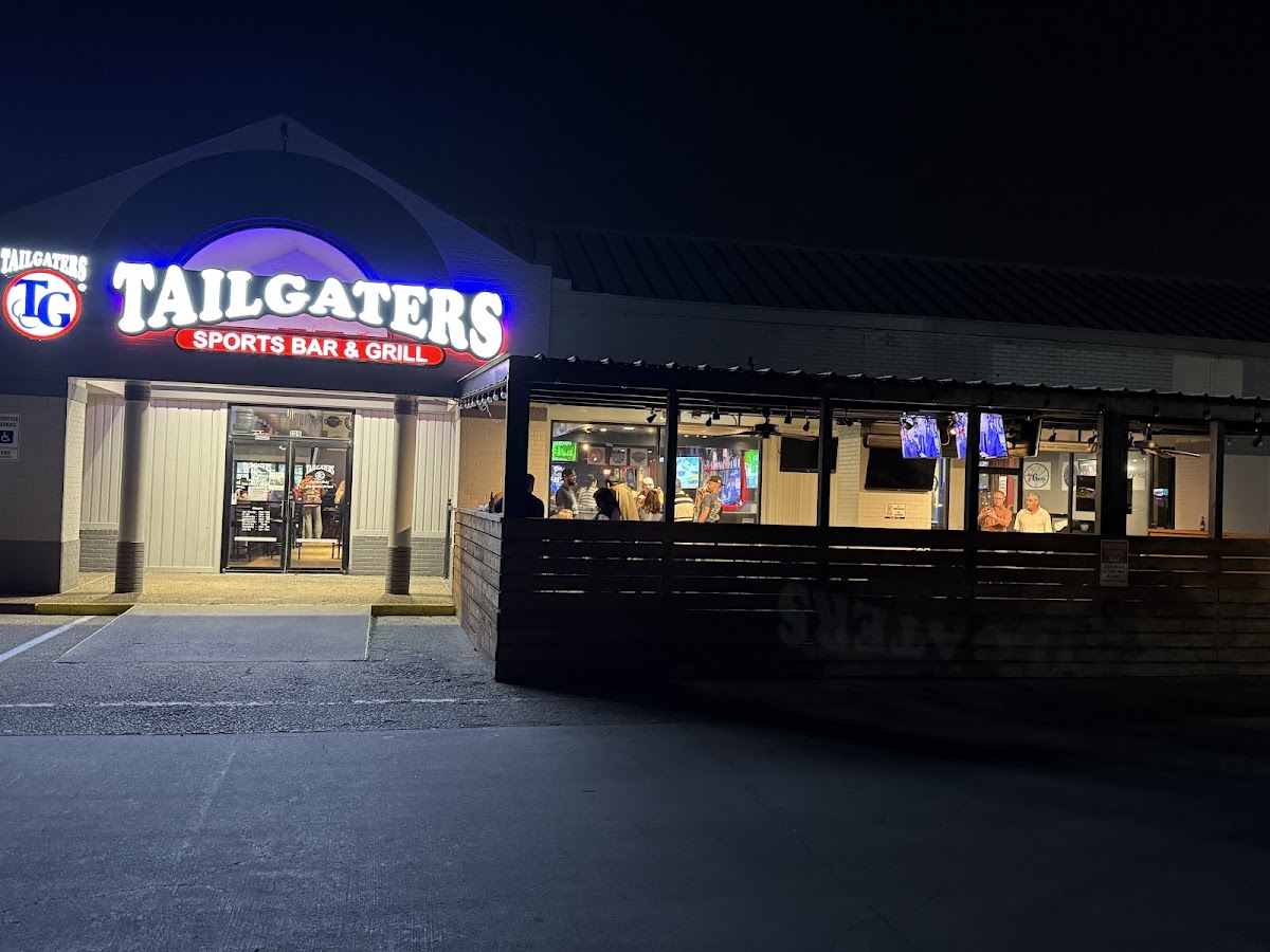Tailgaters Plano - Best Sports Bar & Grill - restaurants in Plano, TX (Photo 1)