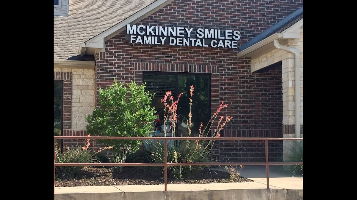 McKinney Smiles - dentists in McKinney, TX (Photo 1)