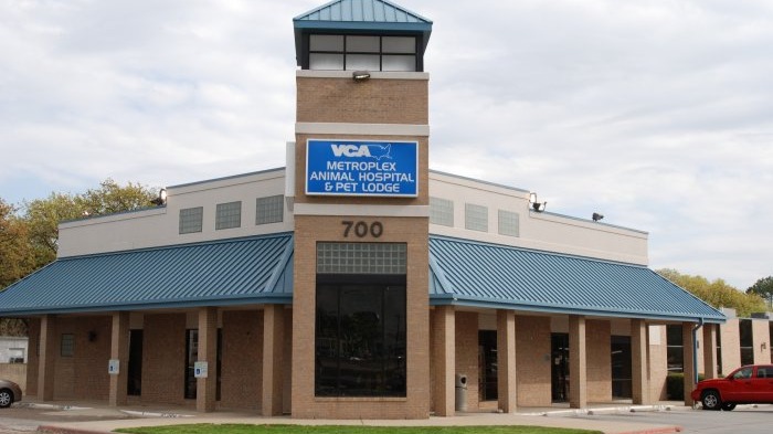 VCA Metroplex Animal Hospital & Pet Lodge - doctors in Irving, TX (Photo 1)