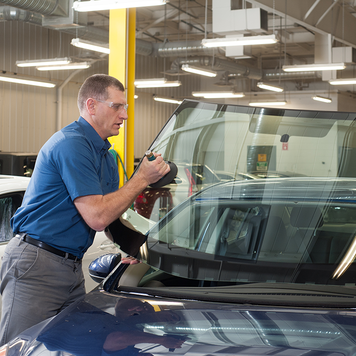 Gerber Collision & Glass - shopping in The Colony, TX (Photo 1)