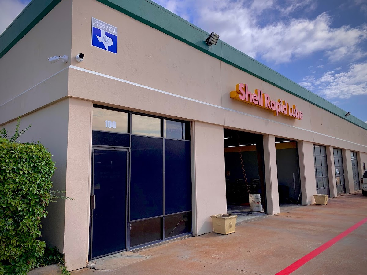 Shell Rapid Lube - auto-repair in Denton, TX (Photo 1)