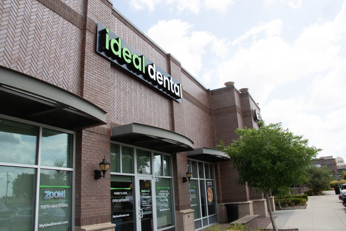 Ideal Dental Frisco - dentists in Frisco, TX (Photo 1)