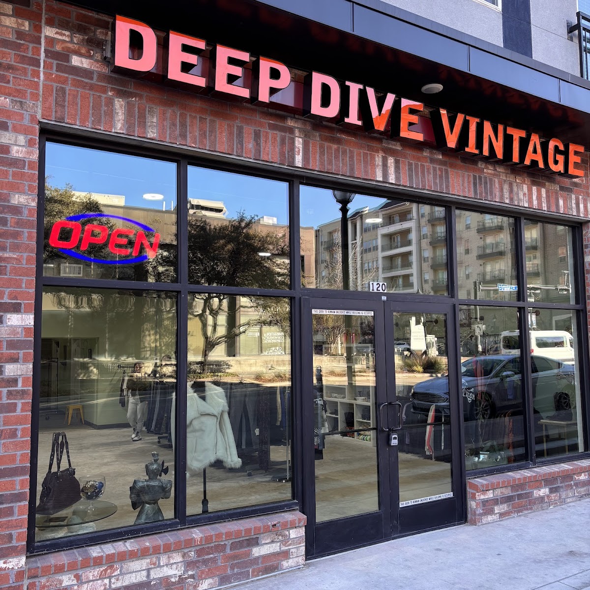 Deep Dive Vintage - shopping in Arlington, TX (Photo 1)