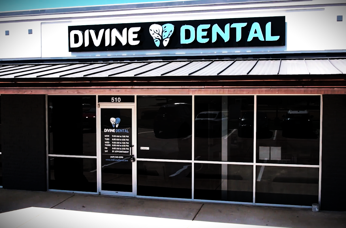 Divine Dental - dentists in Lewisville, TX (Photo 1)