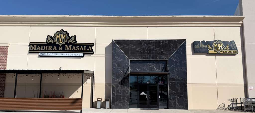 MNM Lounge - Irving - bars in Coppell, TX (Photo 1)