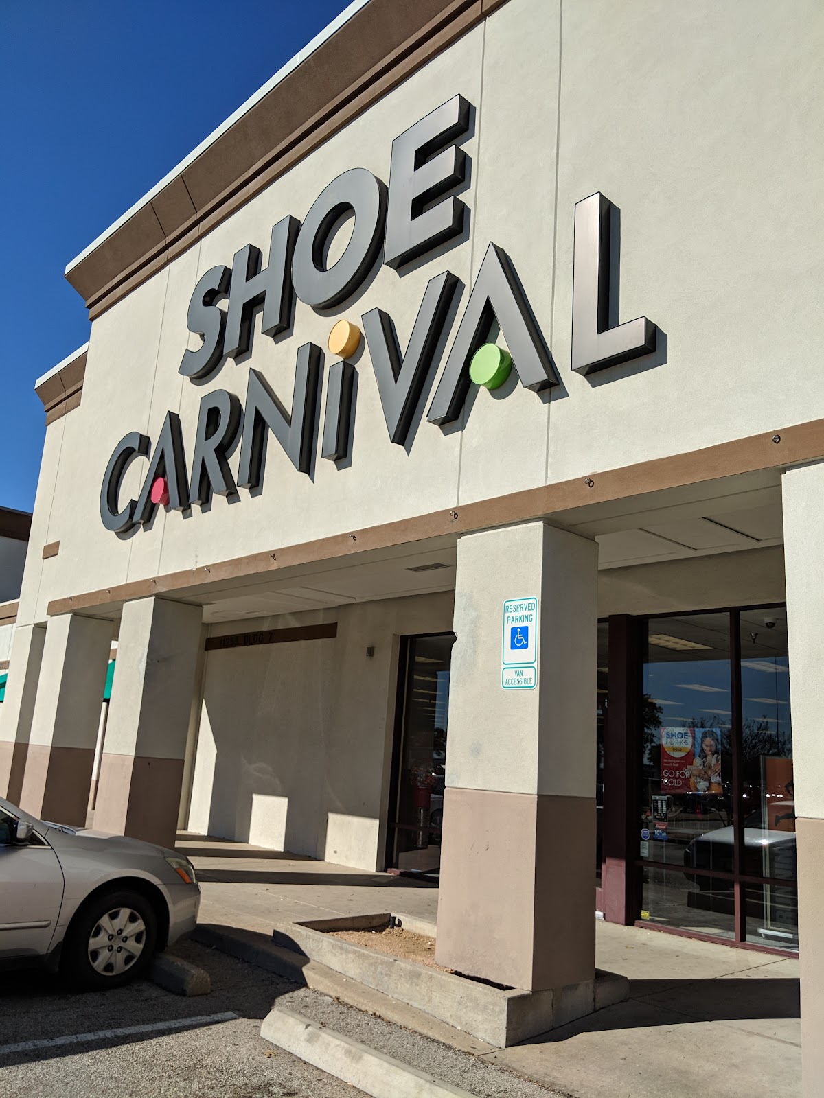 Shoe Carnival - shopping in Dallas, TX (Photo 1)