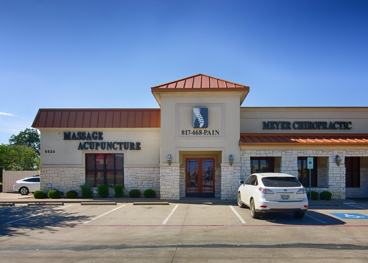 Meyer Chiropractic Center - shopping in Arlington, TX (Photo 1)