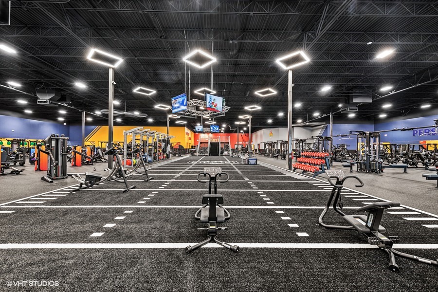 Crunch Fitness - Grand Prairie - fitness-centers in Grand Prairie, TX (Photo 2)