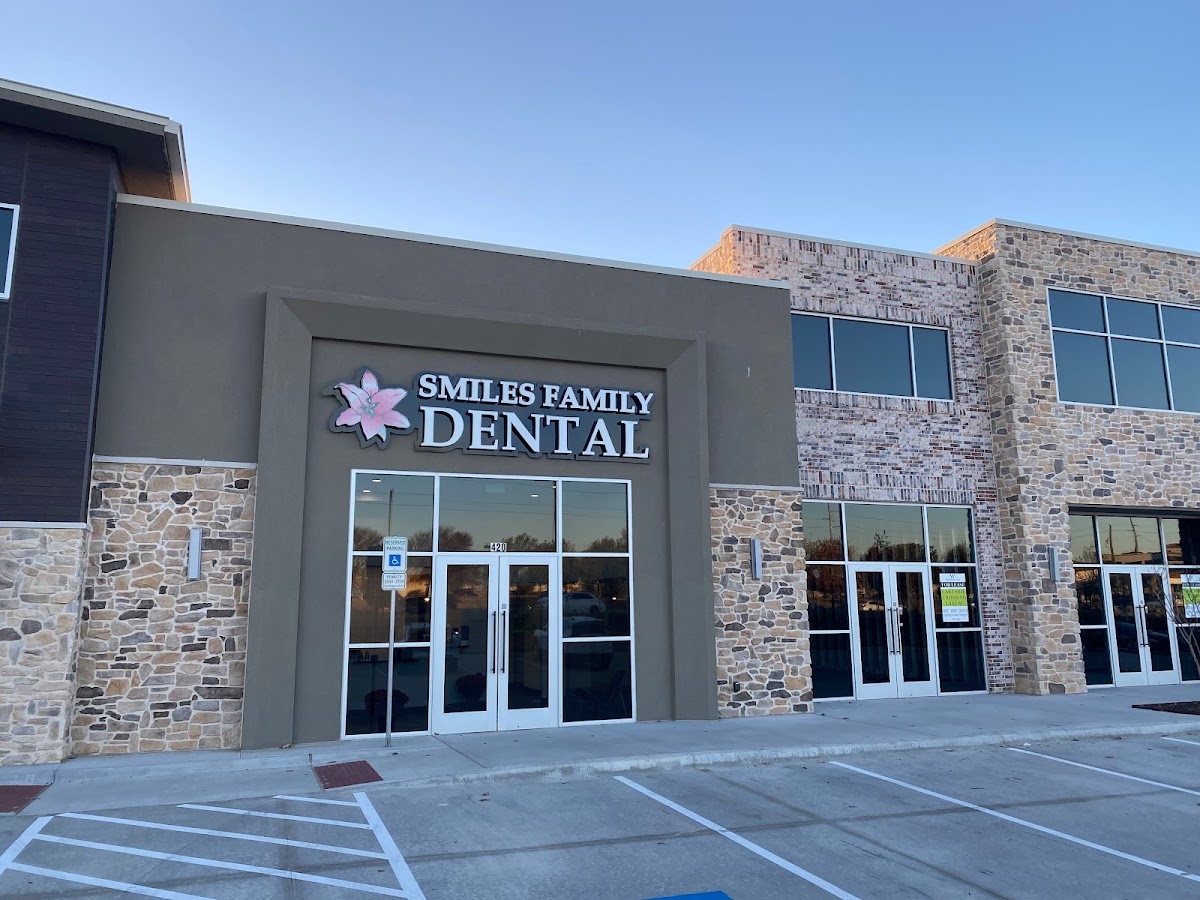 Smiles Family Dental - Flower Mound - dentists in Flower Mound, TX (Photo 1)