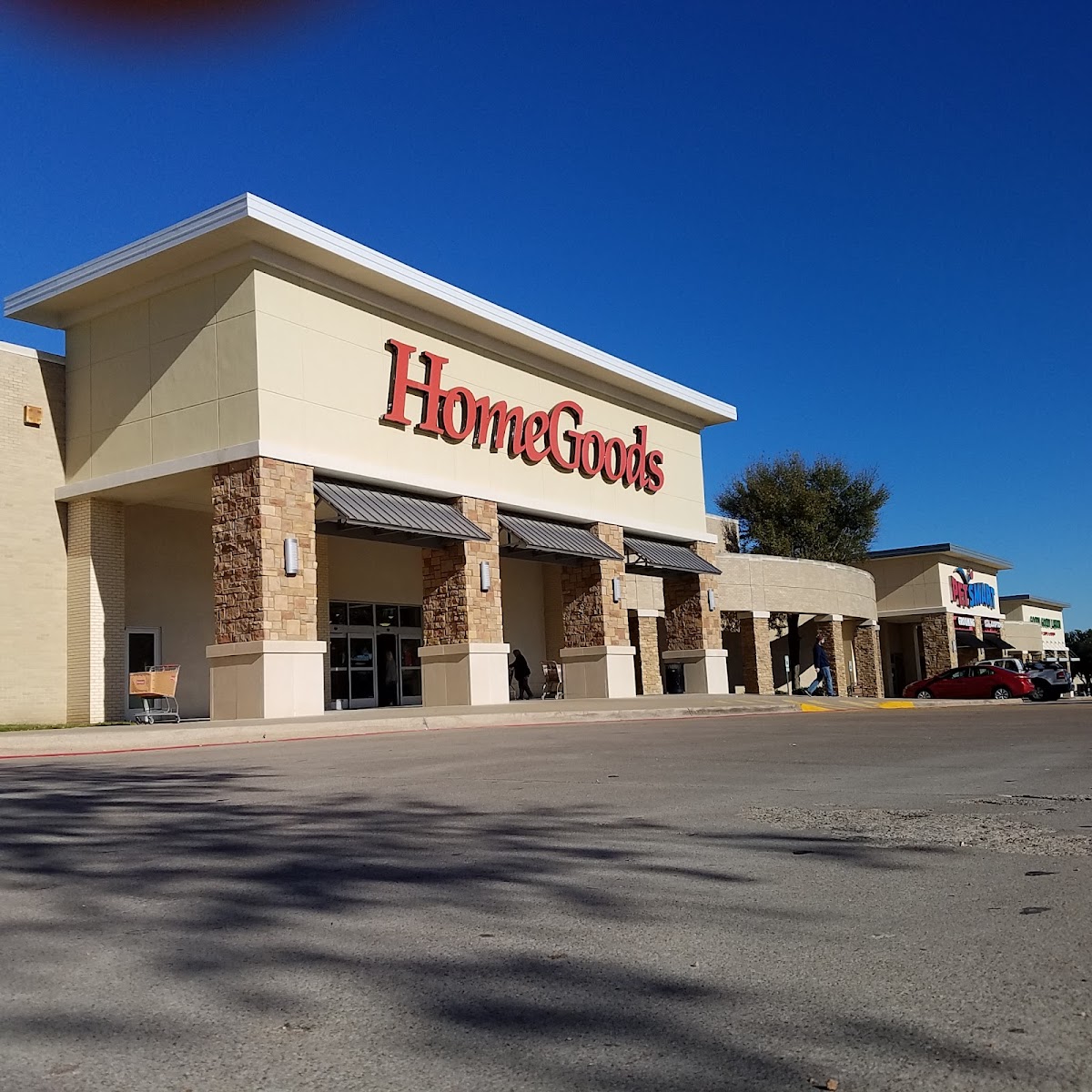 HomeGoods - shopping in Fort Worth, TX (Photo 1)