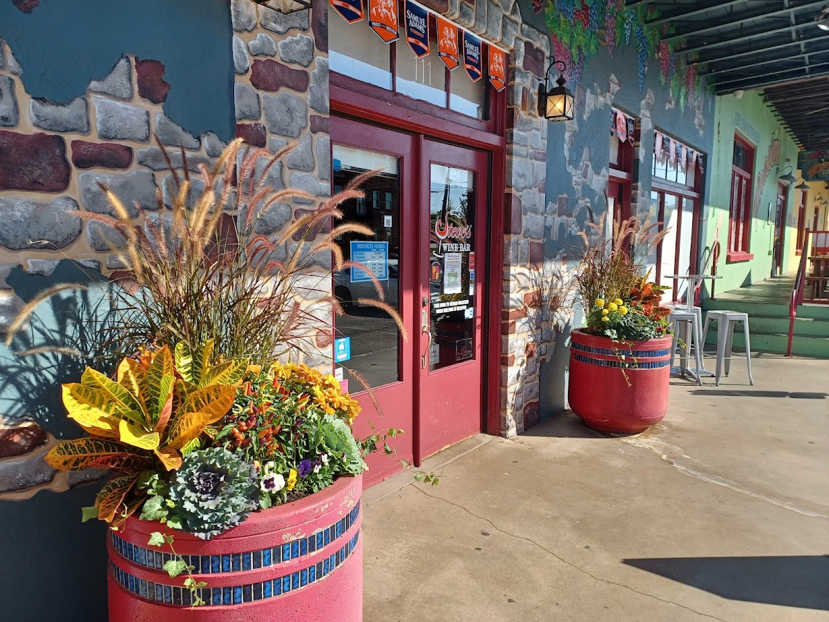 Steve's Wine Bar - bars in Denton, TX (Photo 1)
