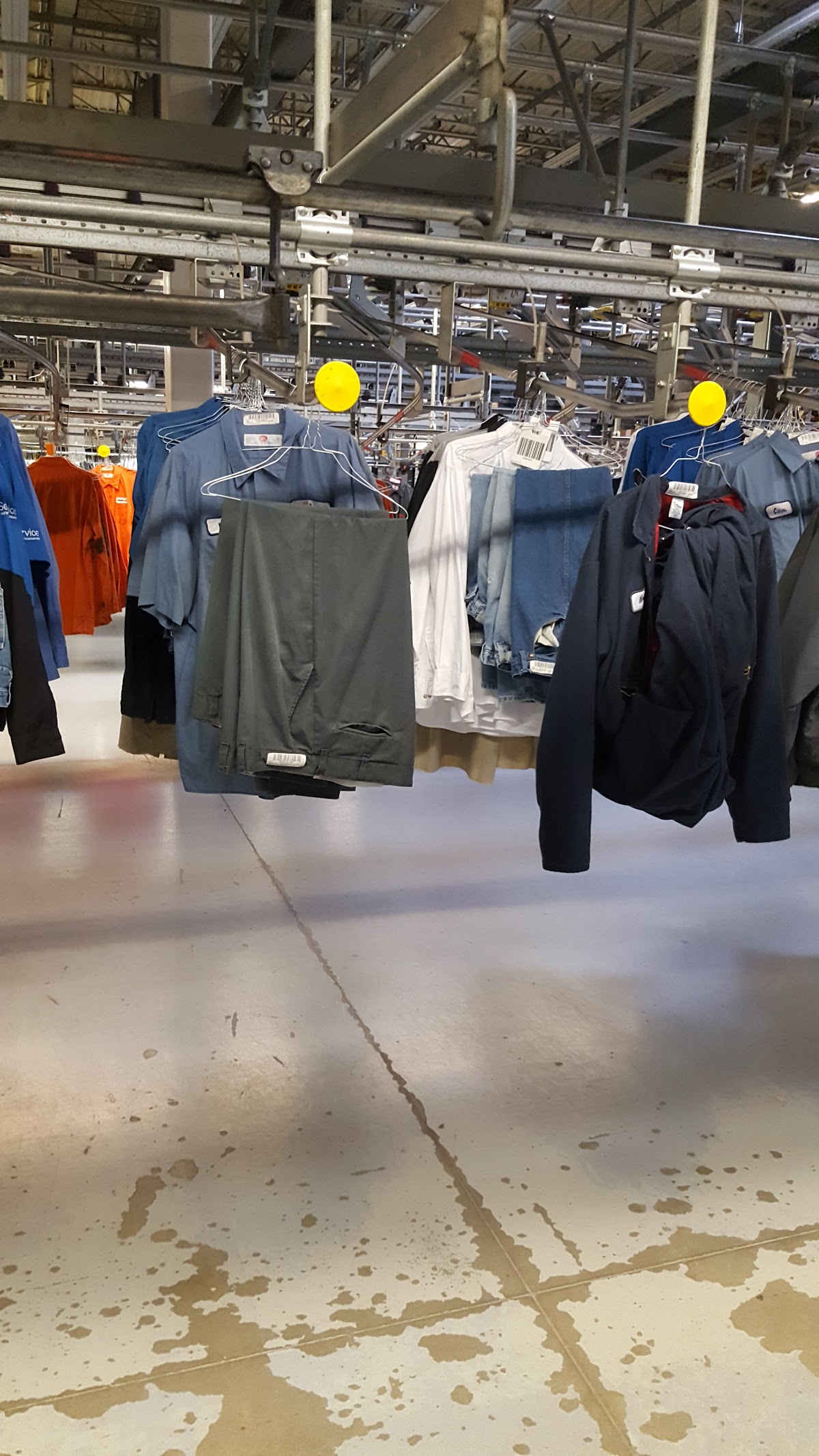 Cintas Uniform Services - shopping in Coppell, TX (Photo 1)