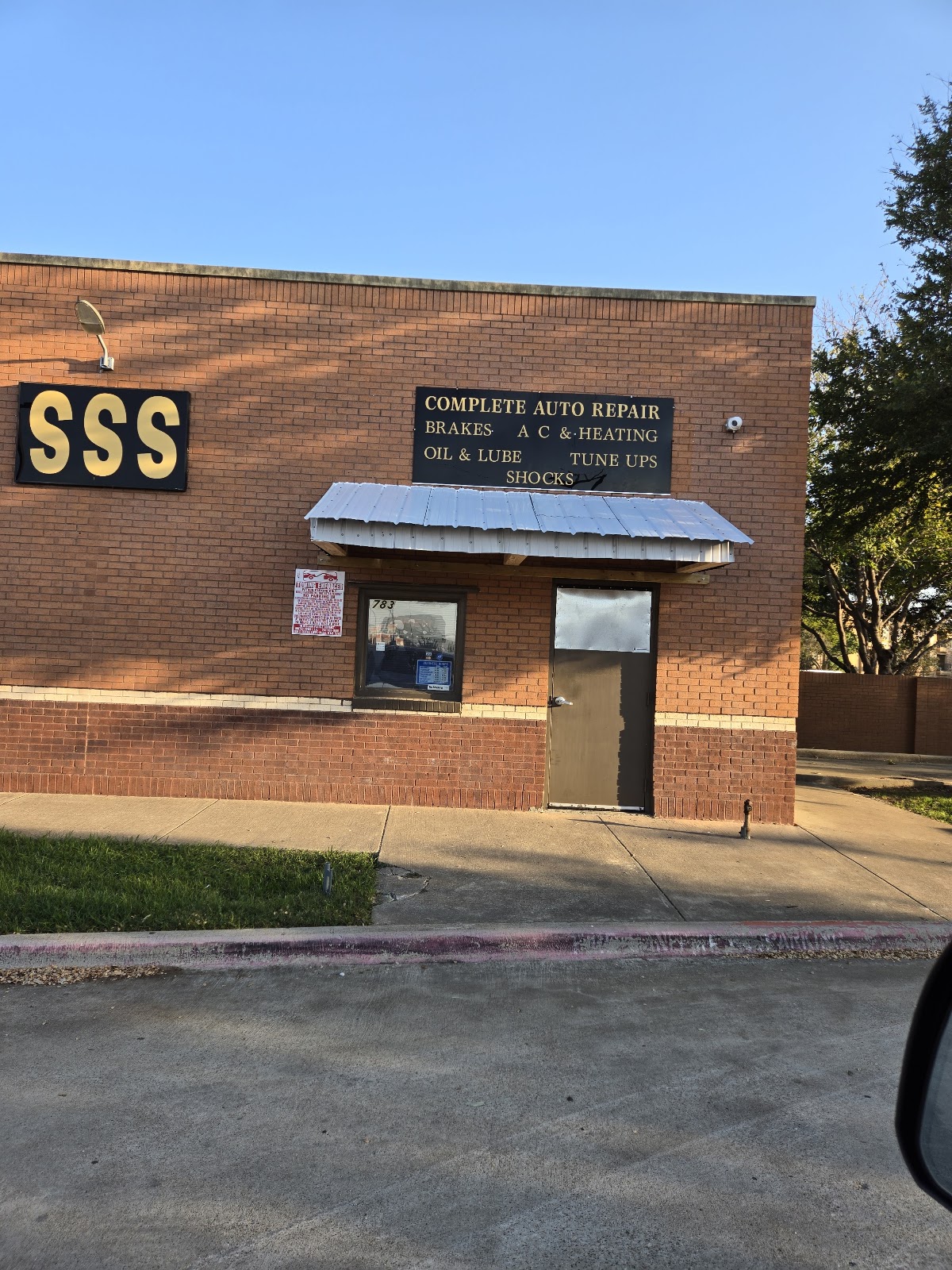 Triple SSS State Inspection and Tires - shopping in Lewisville, TX (Photo 1)