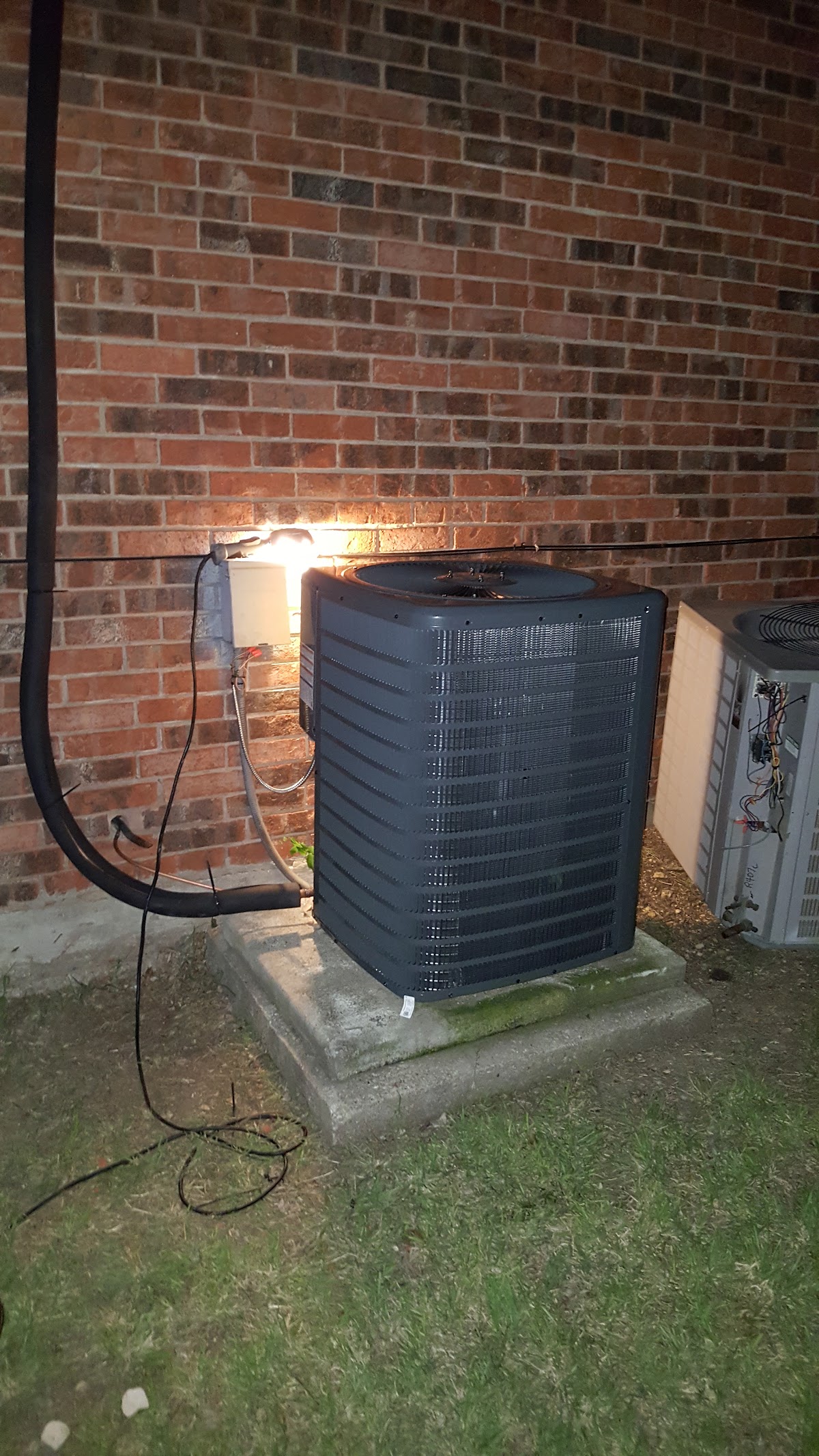 L D Goss Refrigeration - hvac in Grand Prairie, TX (Photo 1)