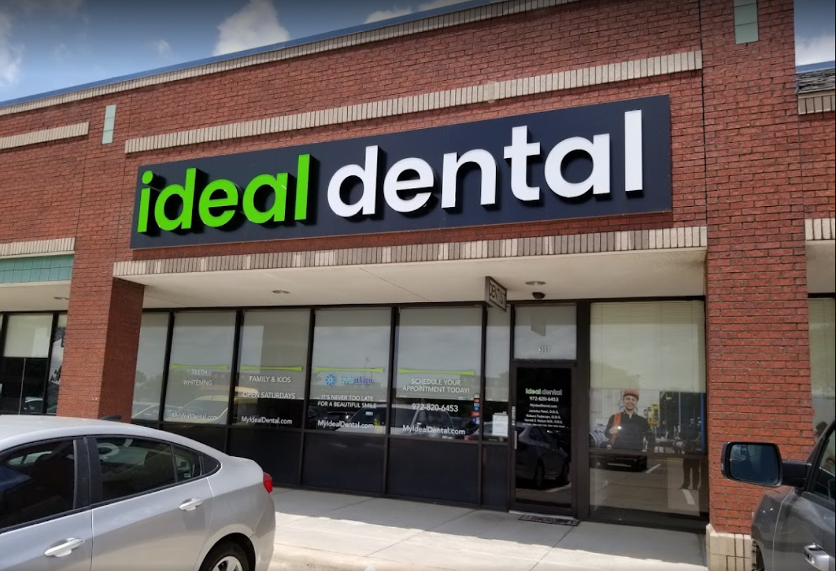 Ideal Dental Carrollton - dentists in Carrollton, TX (Photo 1)