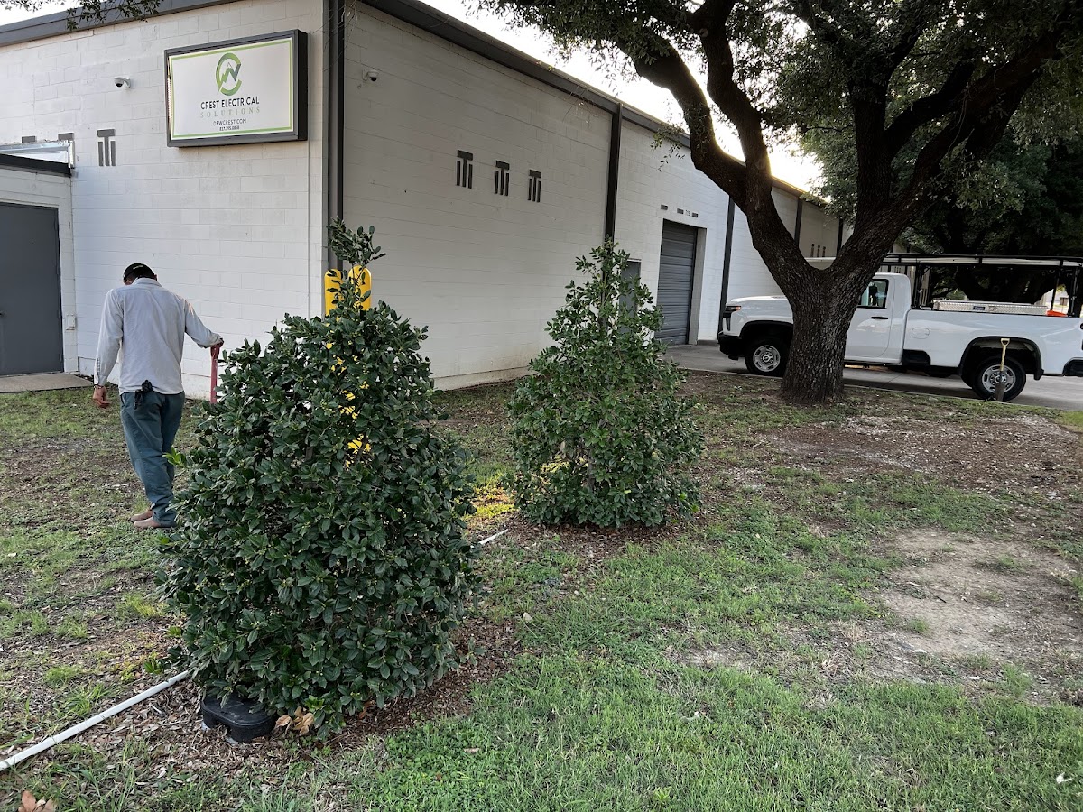 Crest Electrical Solutions - electricians in Arlington, TX (Photo 5)