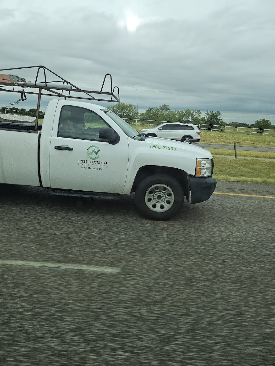 Crest Electrical Solutions - electricians in Arlington, TX (Photo 7)