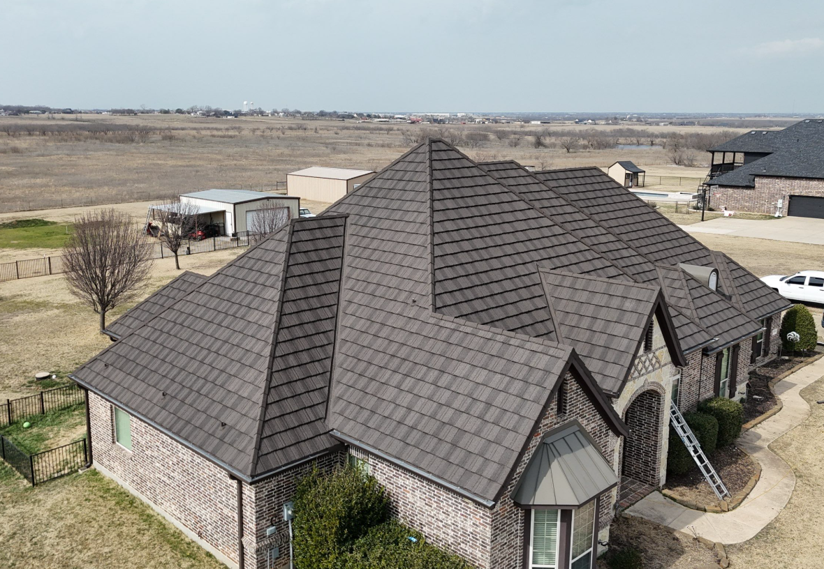 Apex Premier Roofing & General Contracting - general-contractors in Grapevine, TX (Photo 1)
