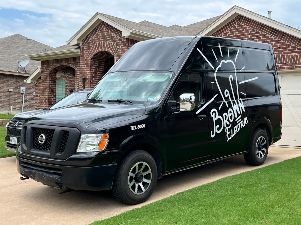 Brown Electric - electricians in Fort Worth, TX (Photo 1)