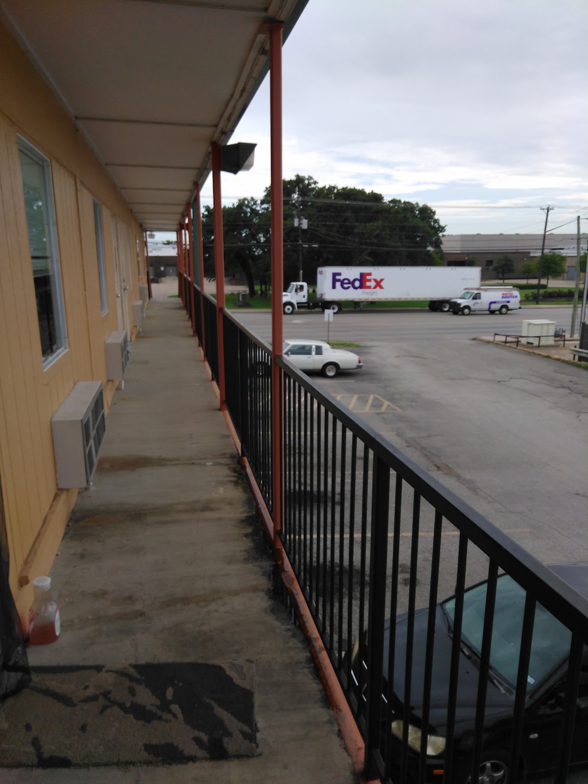 Gardengate Inn - hotels in Arlington, TX (Photo 1)