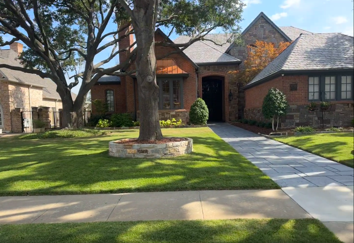 Mendiola Mowing & Landscaping - shopping in Plano, TX (Photo 1)
